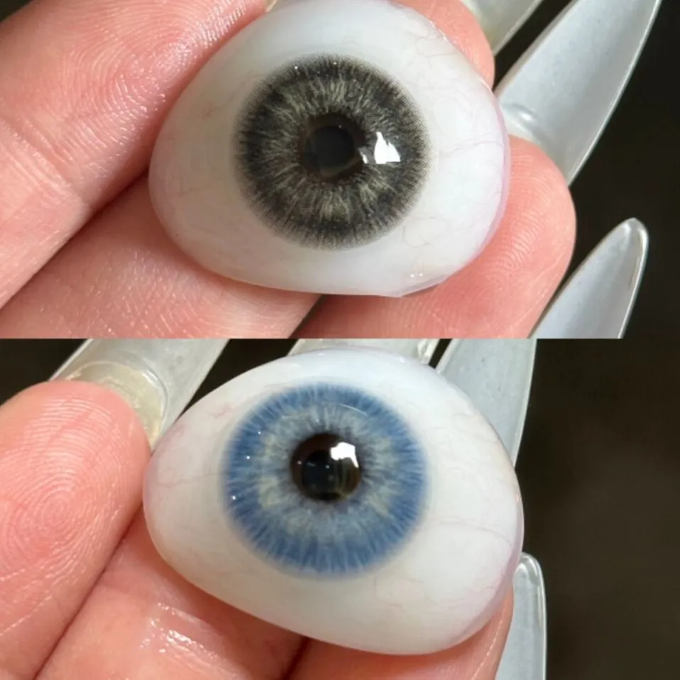 EyeLensy Blå krets Färgade Kontaktlinser 1 År